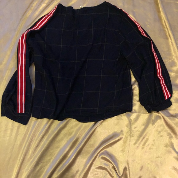 Seven sisters blue red and white long sleeve top - Picture 2 of 6